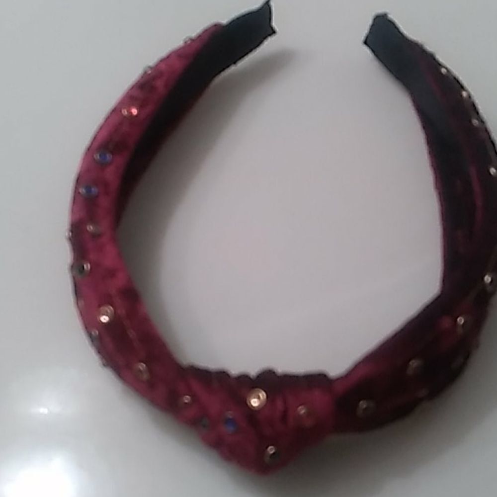 Set of Two Jeweled Headbands - Picture 3 of 7